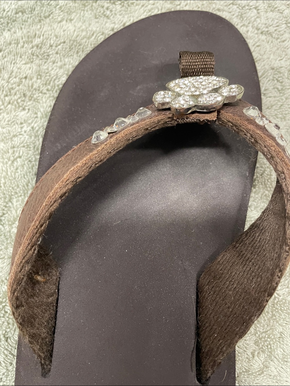 Brown Rhinestone Paw-Accent Flip Flop Sandals for Women - Picture 11 of 11